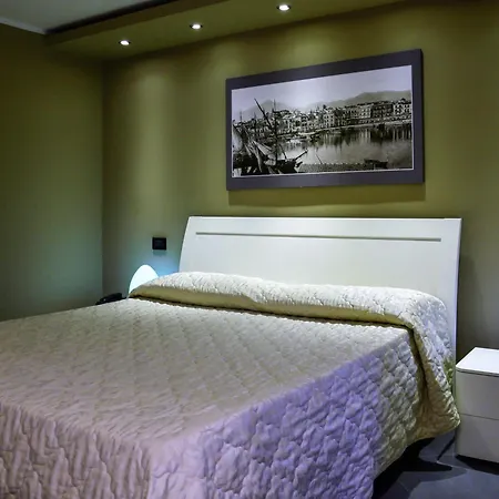 Ibis Styles Cristal 4*