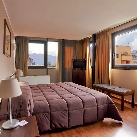 Ibis Styles Cristal Hotel 4*