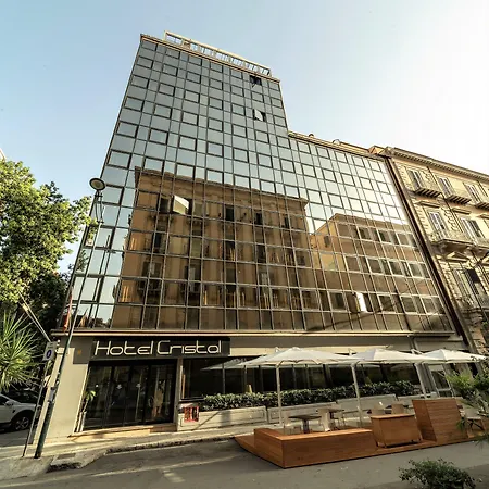 Cristal Hotel 4*